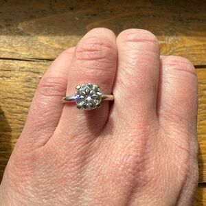 2 Carat Solitaire Moissanite Ring: Size 5